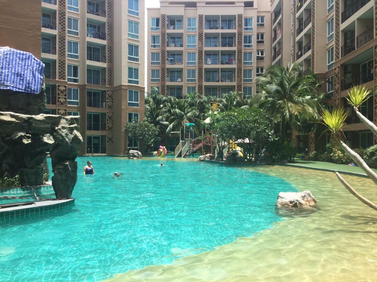 Atlantis Condo Resort jomtien Praia de Jomtien Exterior foto